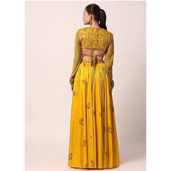Kalki Fashion Traditional Skirt Set in mustard yellow with gold print - Picture 3 of 16